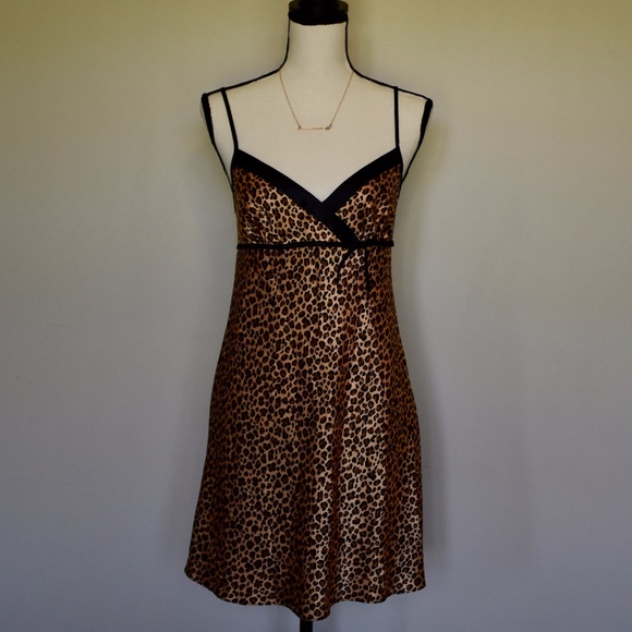 satin slip w/ MATCHING ROBE - Picture 1 of 6